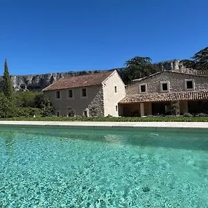 Bed & Breakfast Aux Cedres - Teritoria, Lioux